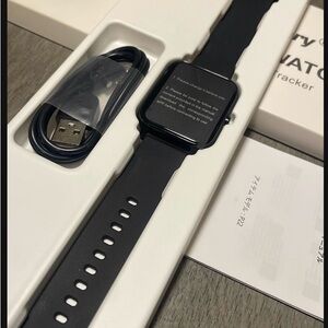 Popglory Smartwatch with Black Band
